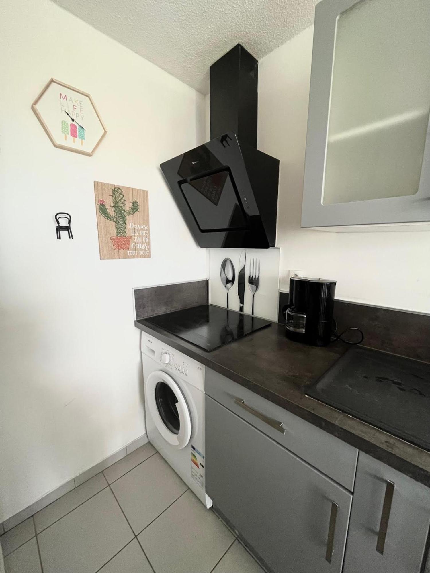 Appartement Devant La Mer + Parking Le Grau-du-Roi Luaran gambar