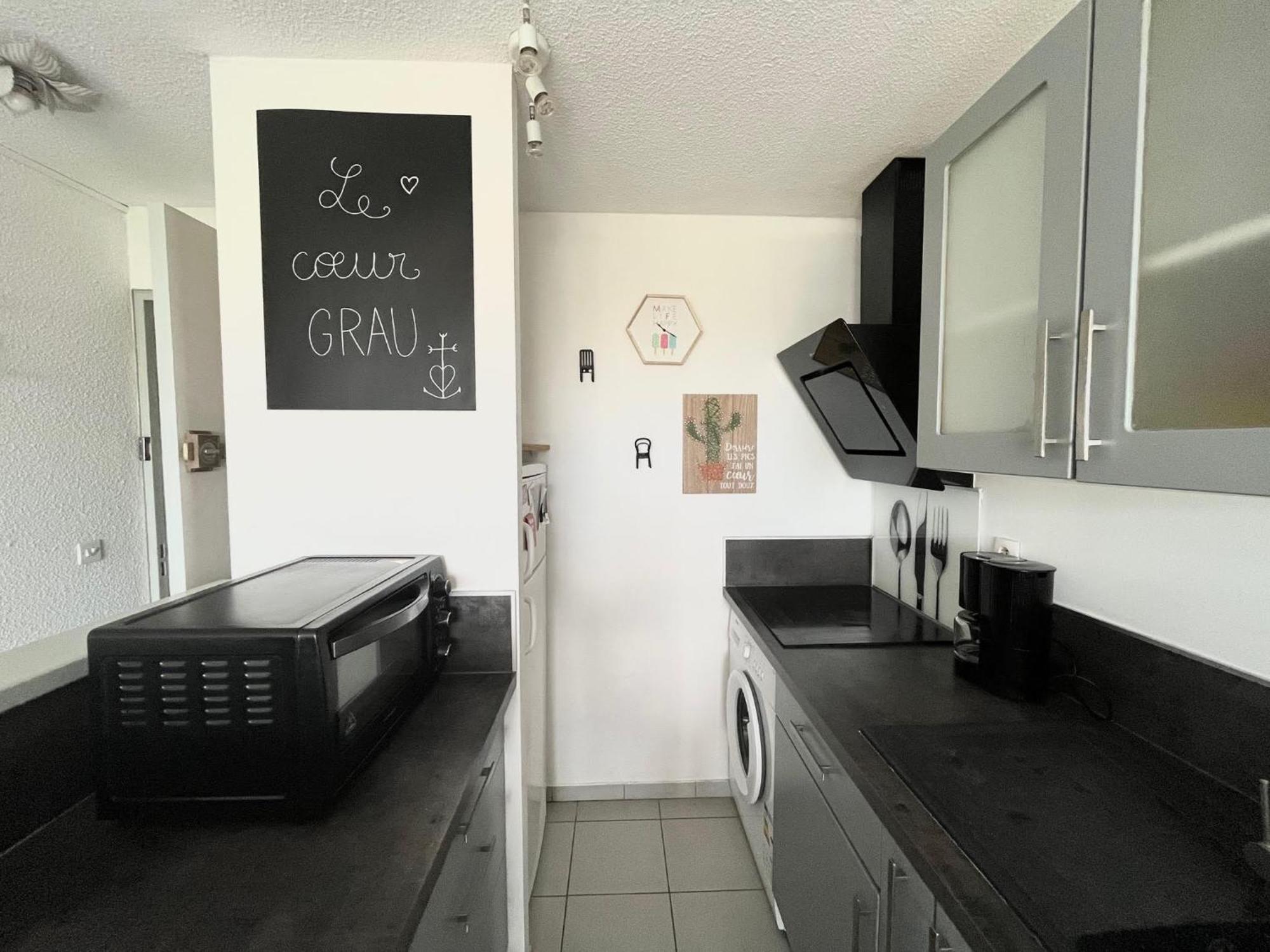 Appartement Devant La Mer + Parking Le Grau-du-Roi Luaran gambar